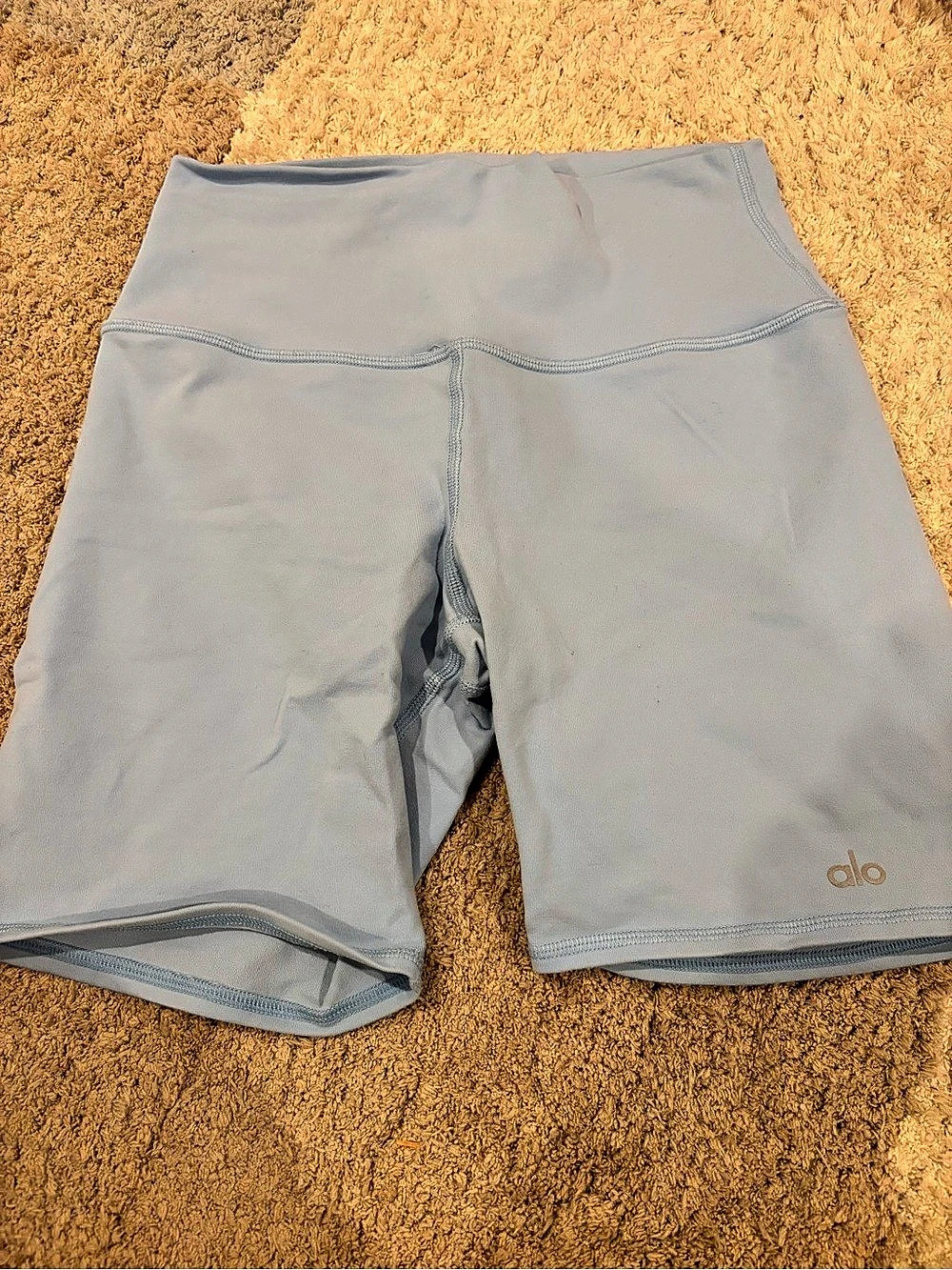 alo biker shorts